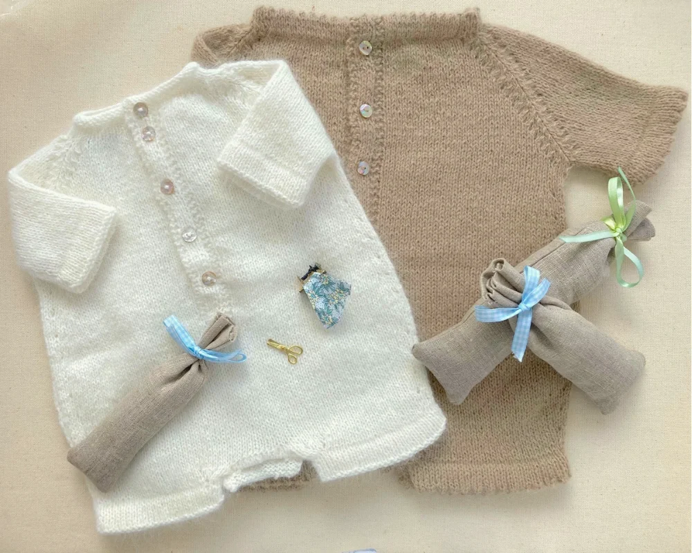 combinaison bébé tricot fait main, nouveau né, cadeau de naissance made in france