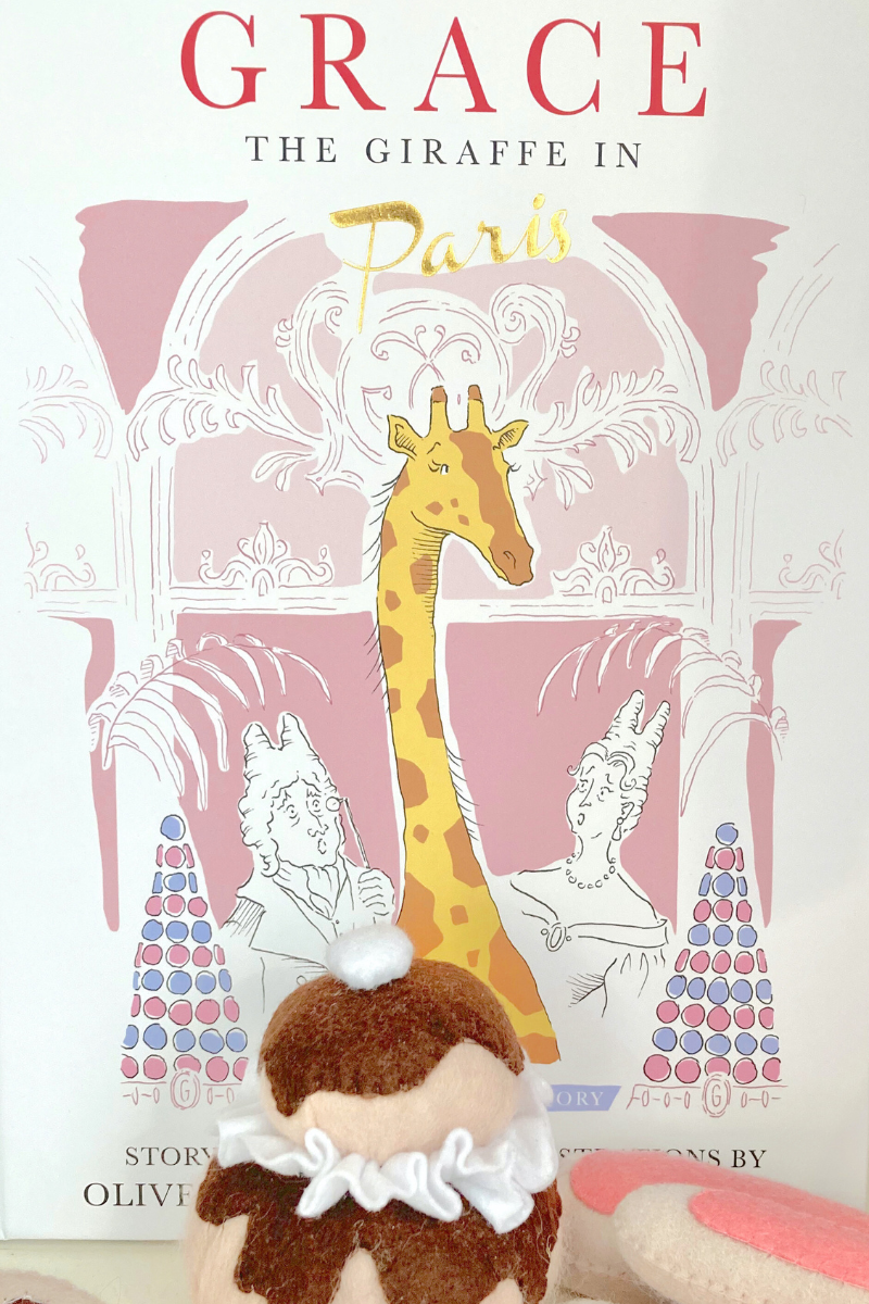 Grace the Giraffe in Paris