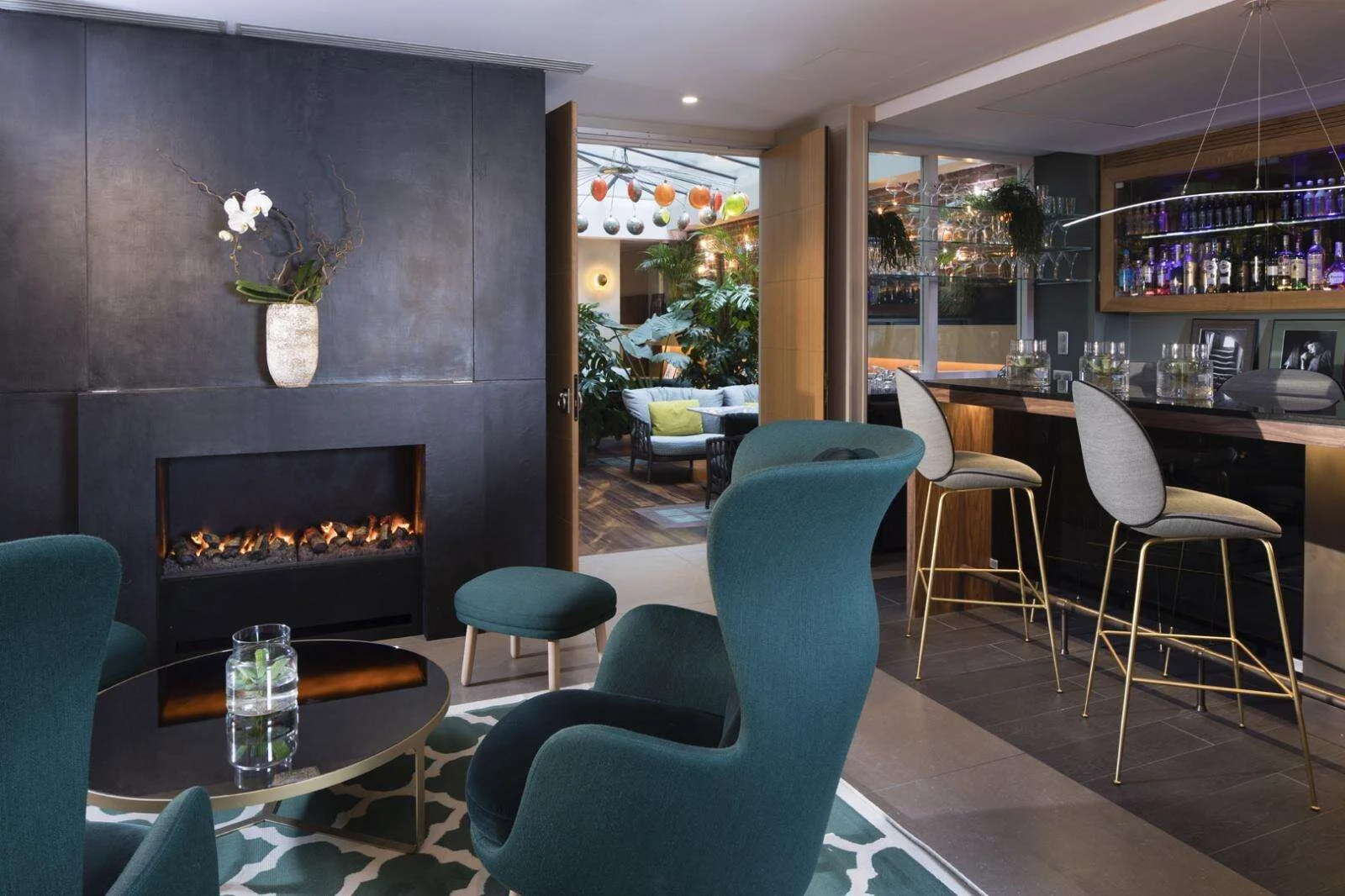HÔTEL LE SIX : ENJOY A FRENCH LIFESTYLE EXPERIENCE WITH YOUR FAMILY