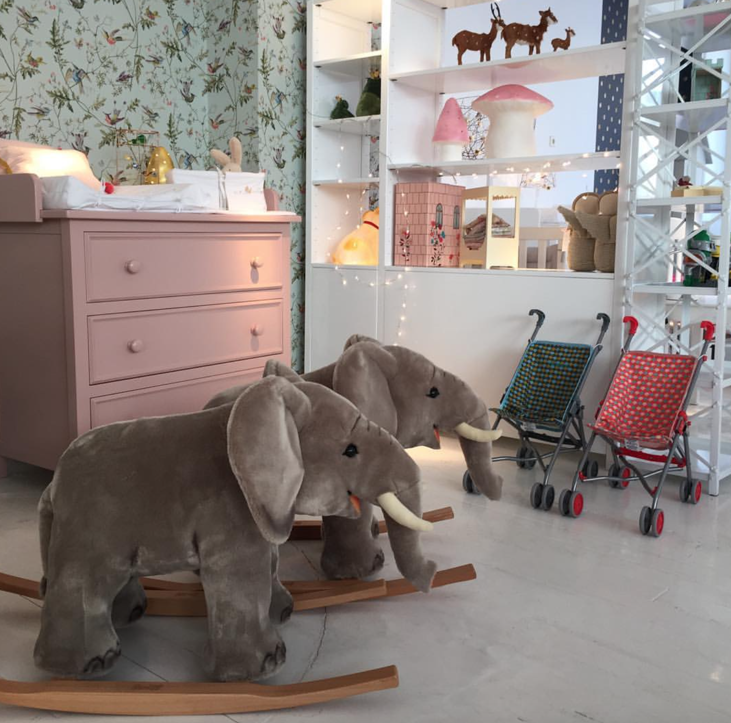 BAUDOU MEUBLES POUR ENFANTS : HIGH END FRENCH STYLE NURSERY DECOR & FURNITURE FOR CHILDREN