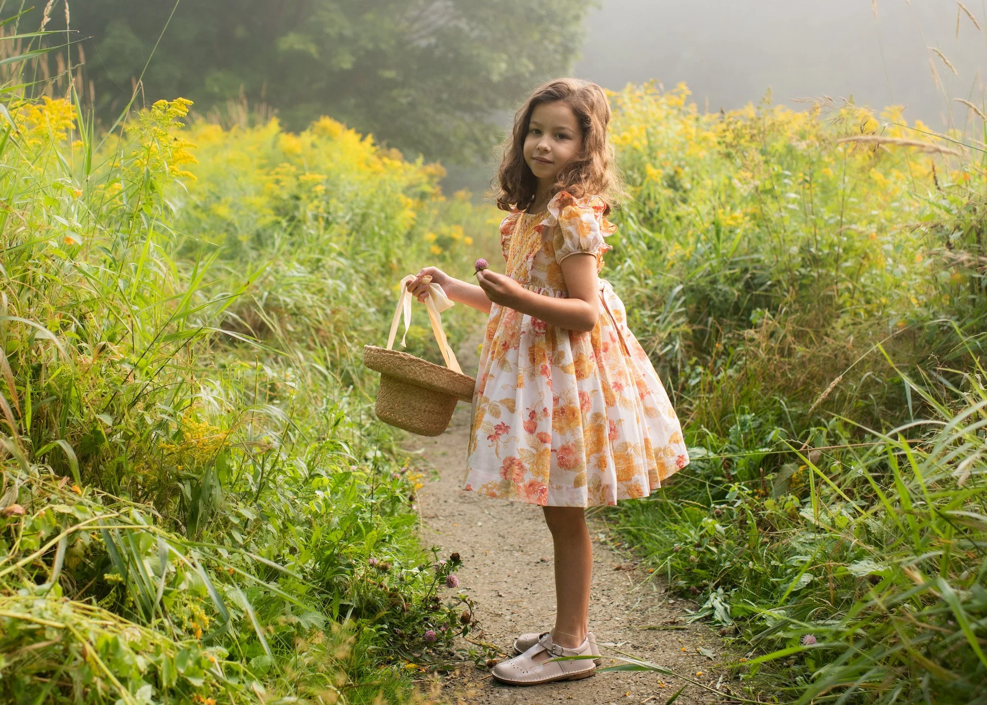  L’Île aux Fées traditional authentic children’s boutique in Paris - best boutique for little girls - handmade smocked dresses 