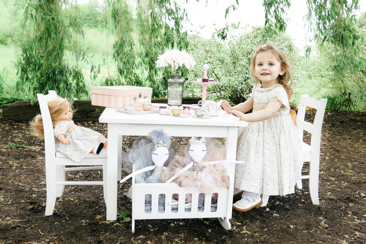 handmade smocked dress Parisian boutique children and baby birthday 