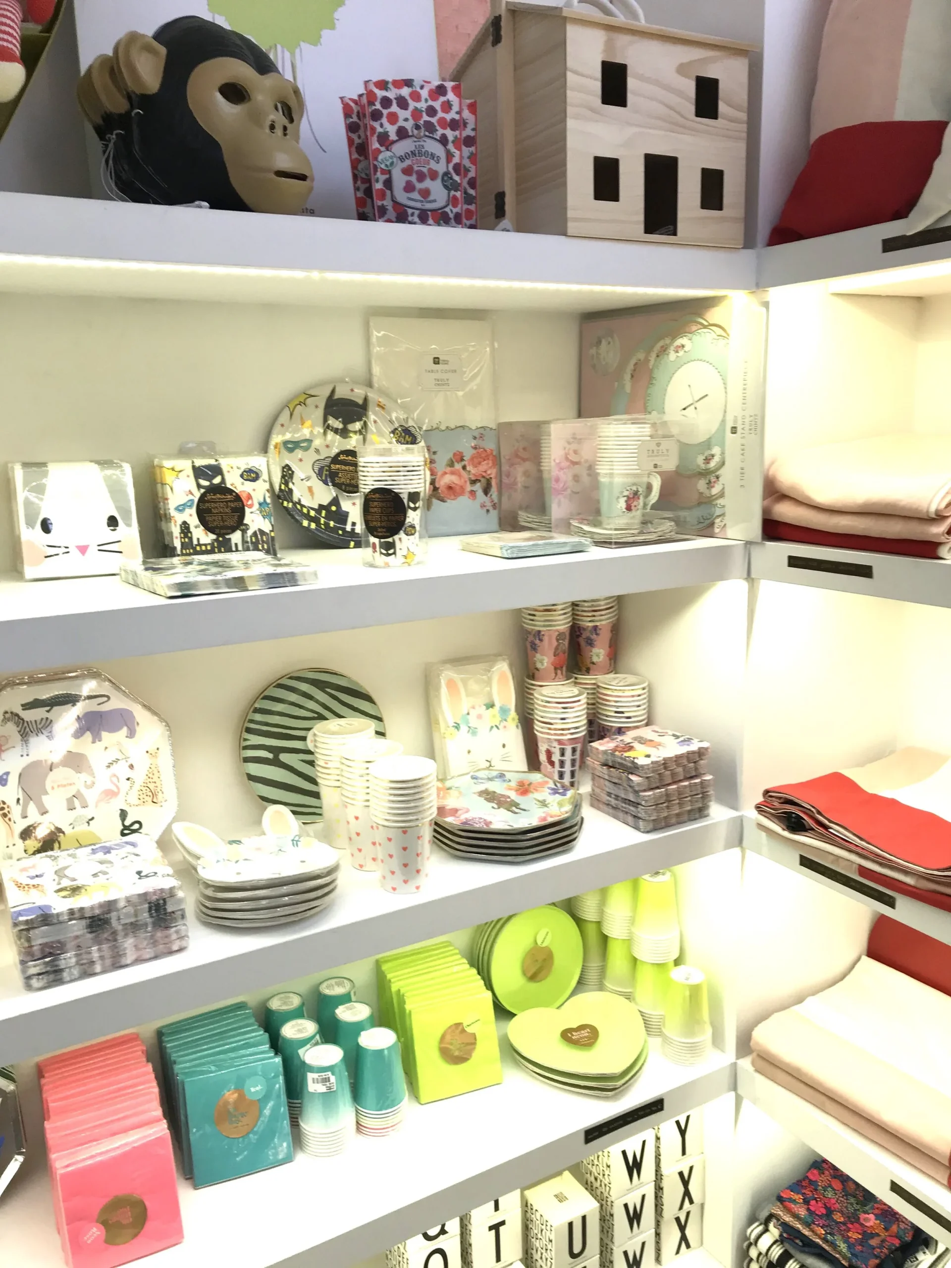 Bonton - Parisian children's concept store - Where to buy for kids in Paris - L'Île aux Fées - Home decor