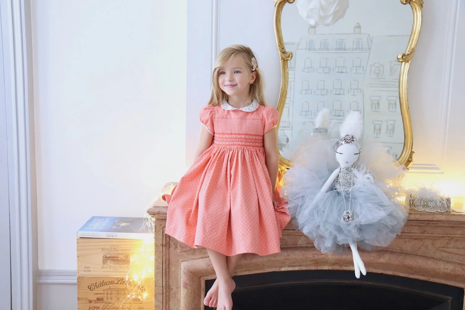 Robe à smocks Cerise corail à pois - L'Île aux Fées
