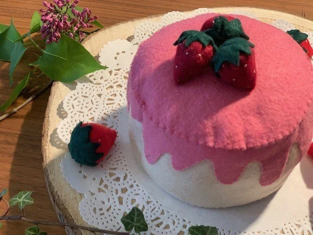 French Fraisier Cake