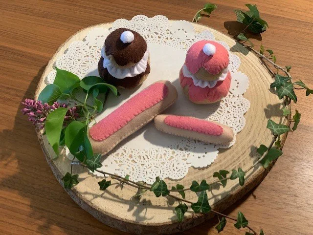 French Eclairs &amp; Religieuses